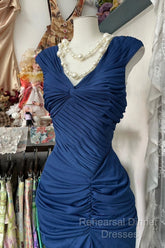 Vintage Fashion Mermaid V Neckline Navy Blue Floor Length Evening Dress Semi Formal Prom Dresses